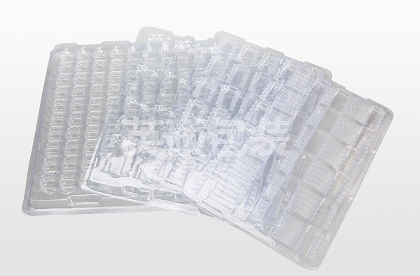 pvc吸塑托盘.jpg pvc吸塑托盘.jpg