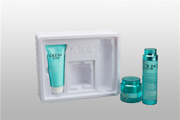 化妆品吸塑包装:红花还需绿叶衬!